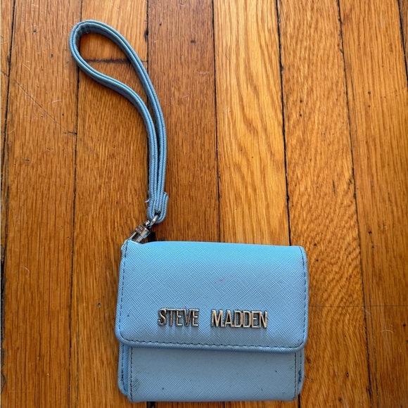 Steve Madden Handbags - Steve Madden Powder Blue Wristlet Wallet